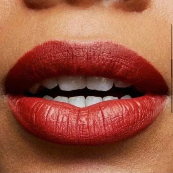 MAC Lipstick Matte Marrakesh  FULL SIZE - Picture 4 of 10